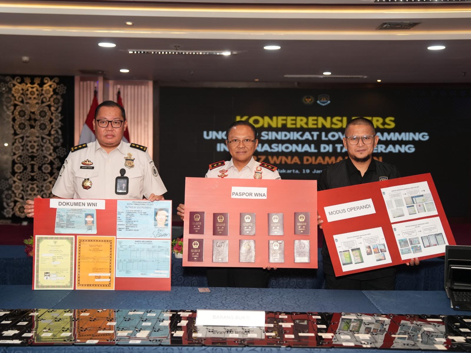 Imigrasi Bongkar Sindikat Love Scamming Internasional di Tangerang 27 WNA Diamankan