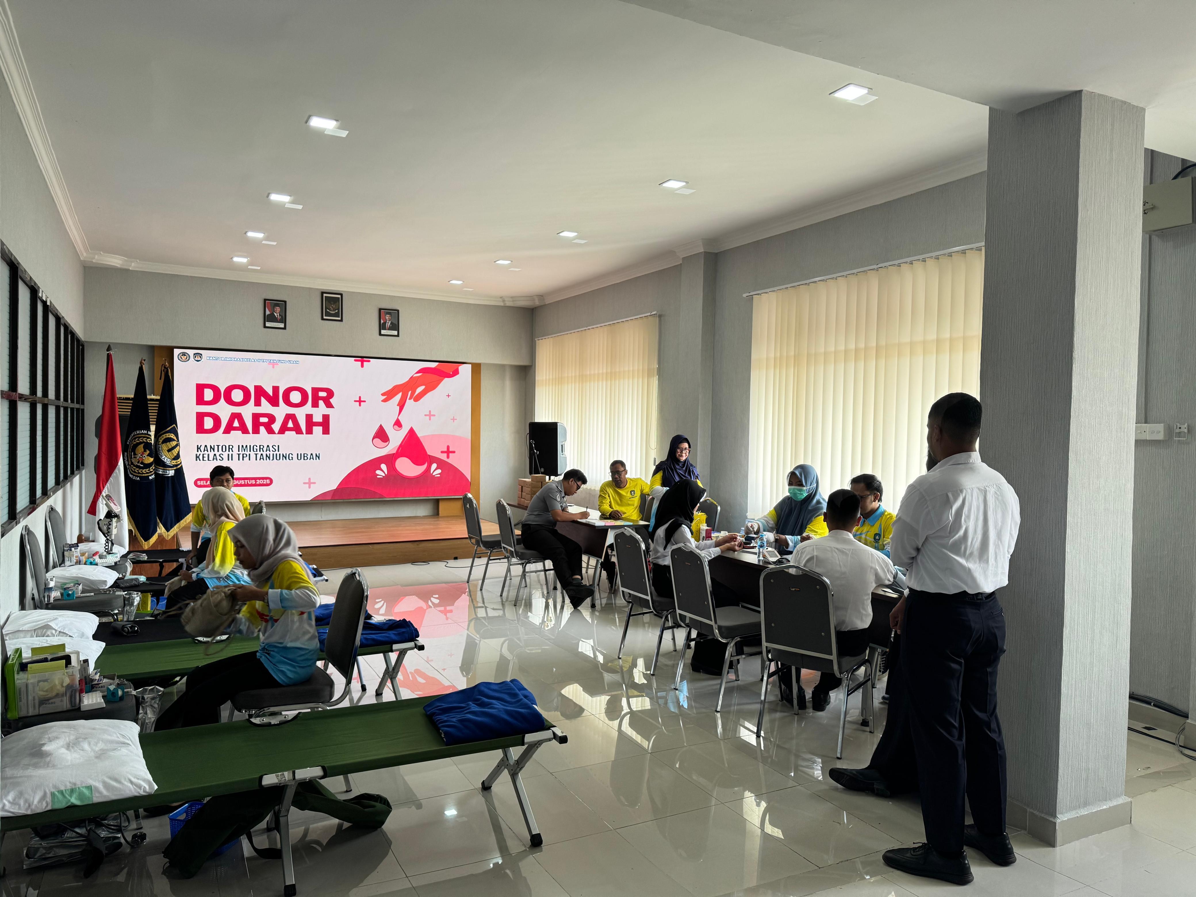 Imigrasi Tanjung Uban Meriahkan HUT RI ke 80 Dengan Donor Darah Wujud Nyata Kepedulian Sesama 2