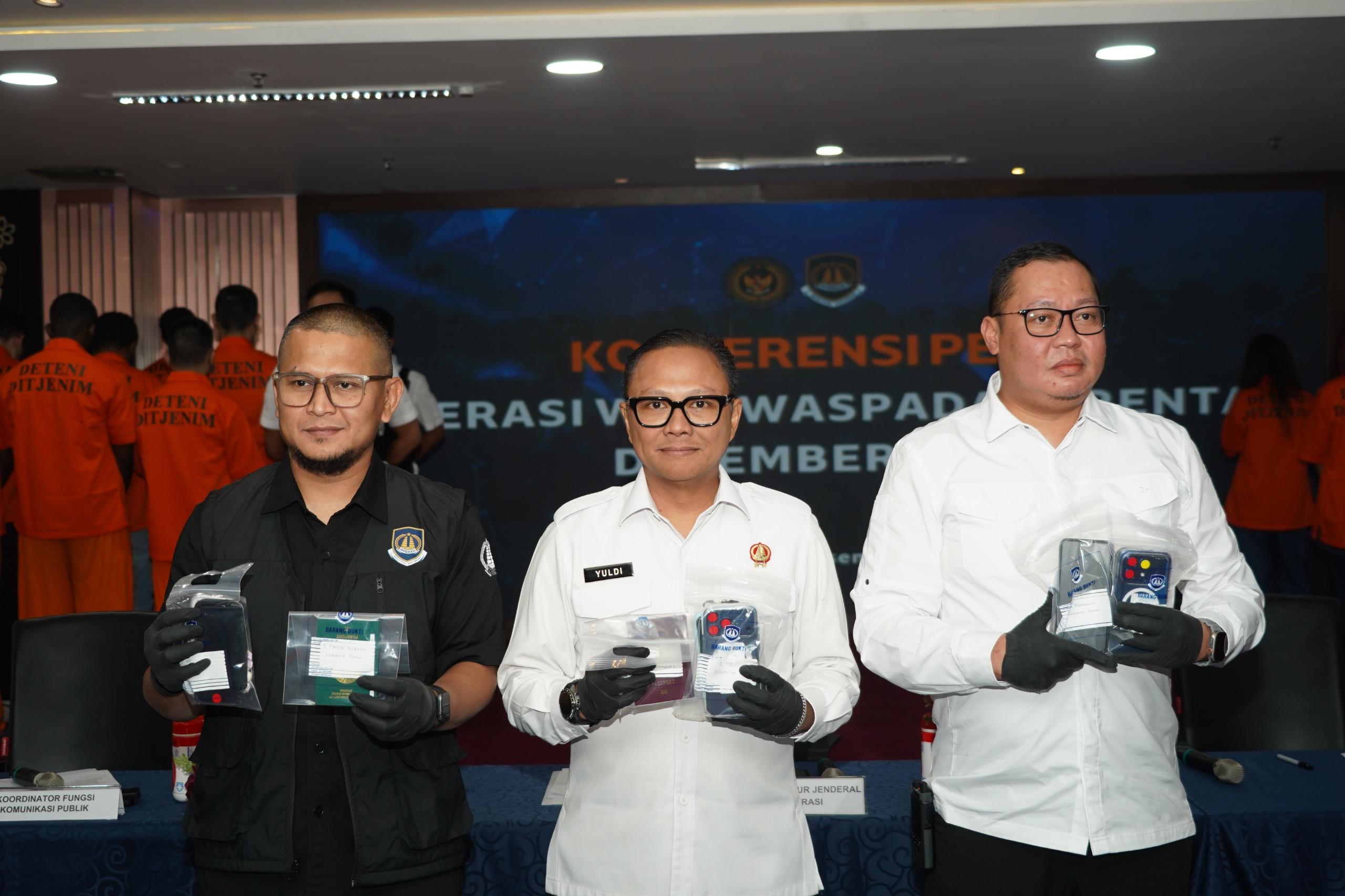 Operasi Wirawaspada dan Pertambangan Imigrasi Amankan 220 WNA Diduga Melanggar Izin Tinggal