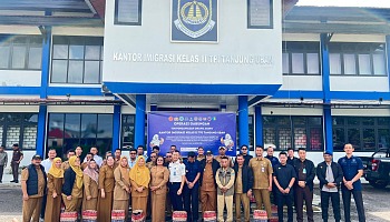 Kantor Imigrasi Tanjung Uban Gelar Operasi Gabungan Tim Pengawasan Orang Asing di Kawasan Industri Lobam